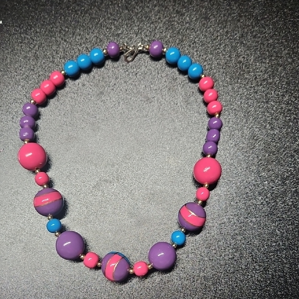 🟢Vibrant Multicolor Beaded Necklace🟢